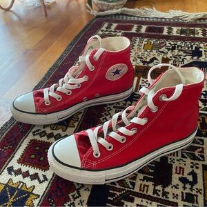 Red Converse ♥️